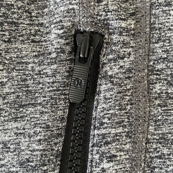 Lululemon Womens Define Jacket Size 6 Heather Gray Lightweight Full Zip Stretch - Picture 7 of 12